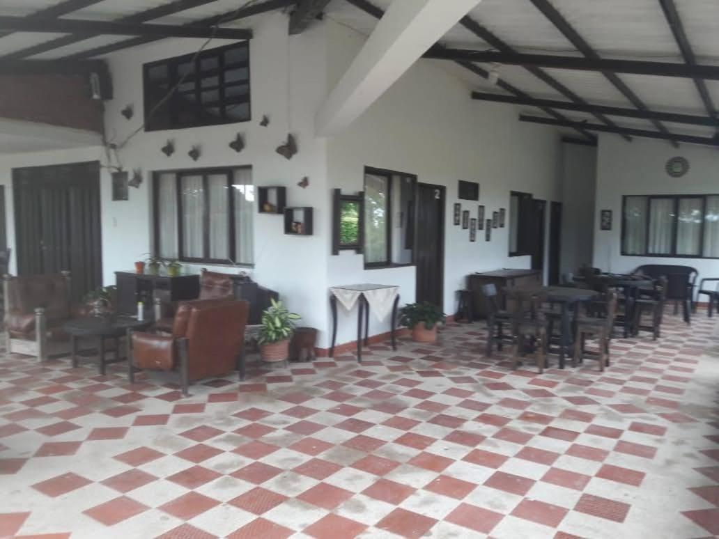 Finca Hotel El Saman De Alto Bonito Montenegro Ngoại thất bức ảnh