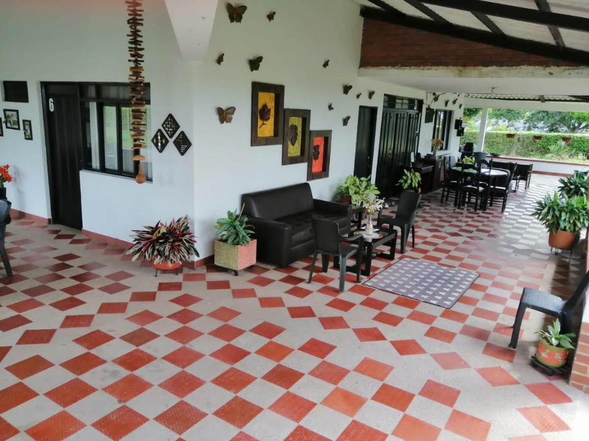Finca Hotel El Saman De Alto Bonito Montenegro Ngoại thất bức ảnh